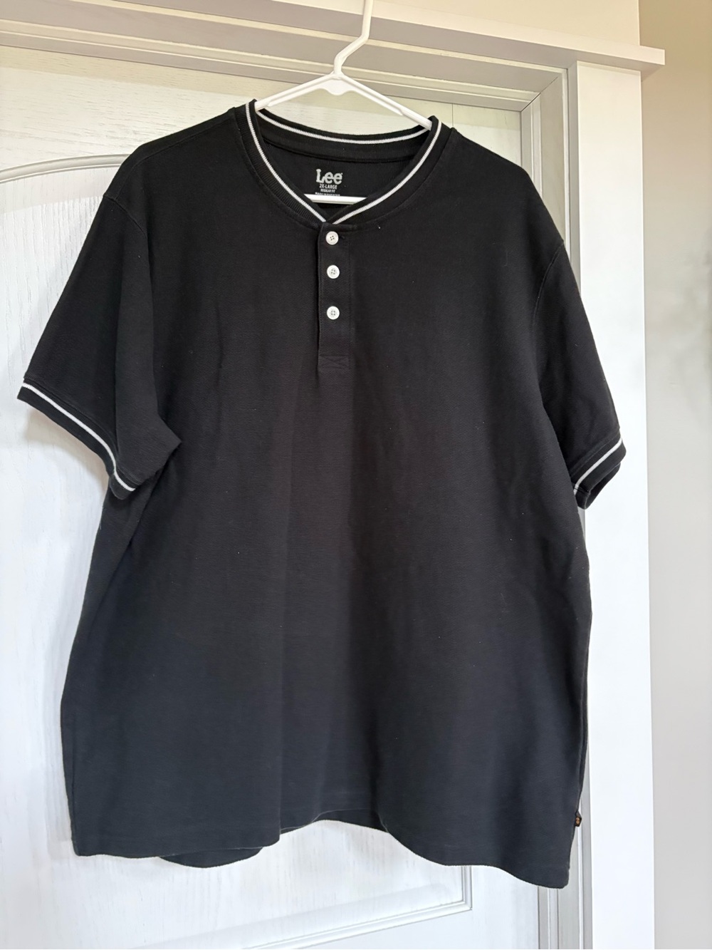 Lee Men’s Black Short-Sleeve Henley Polo with white trim